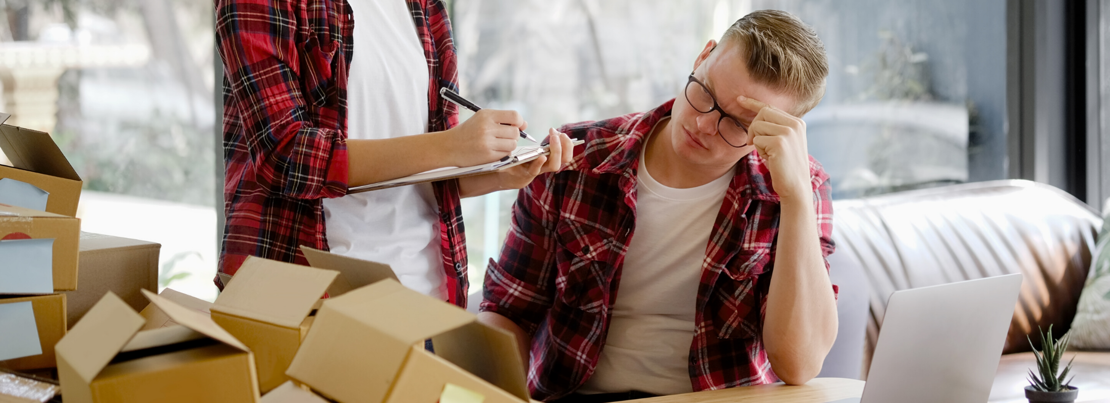 A western guy is confused about his online shopping service